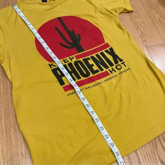 Vintage tyle raphic ellow  hirt hoenix - Picture 10 of 10